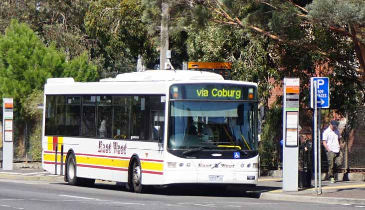 East West Volvo B7RLE Volgren CR228L 809